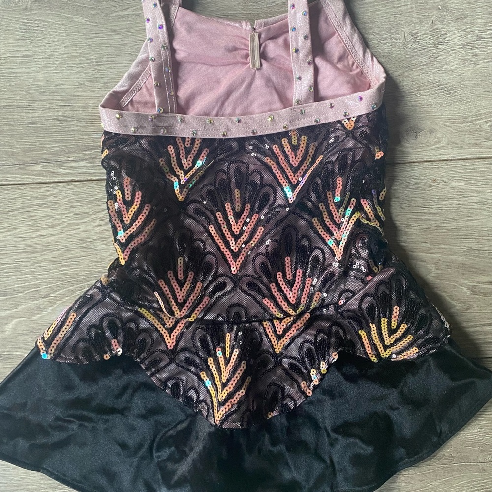 Girls black/pink dance costume IC size 5-6. - Picture 4 of 4